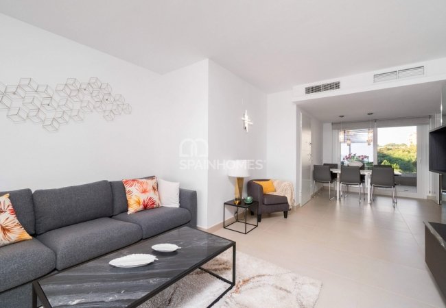 Contemporary Apartments with Storage Room and Garage in Costa Blanca