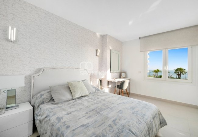 Contemporary Apartments with Storage Room and Garage in Costa Blanca