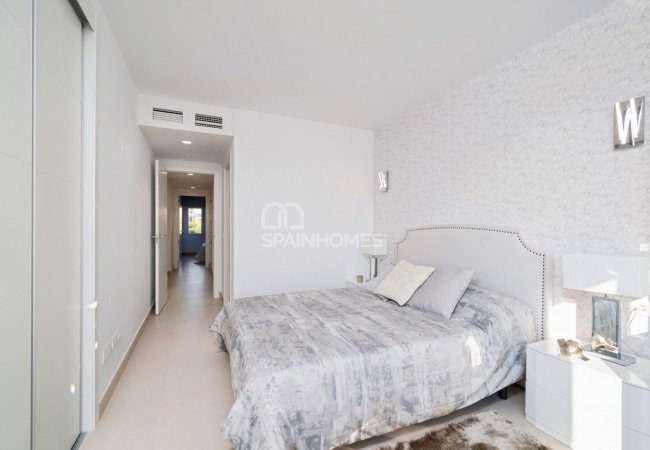 Contemporary Apartments with Storage Room and Garage in Costa Blanca