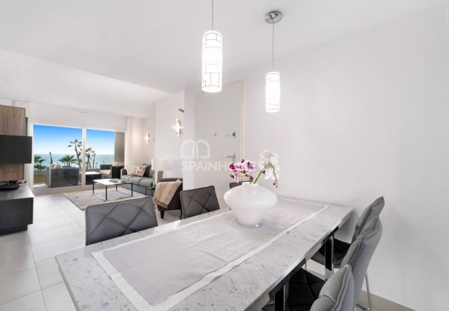 Contemporary Apartments with Storage Room and Garage in Costa Blanca
