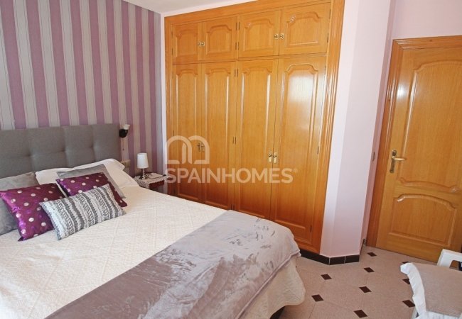 Beachfront Apartment in a Great Location in Torremolinos 28