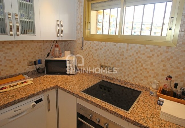 Beachfront Apartment in a Great Location in Torremolinos 29
