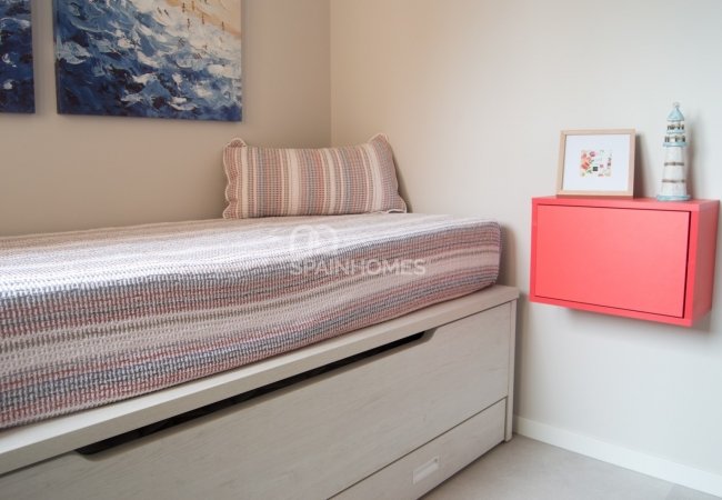 Alicante’de Ayrıcalıklı Konumda Denize Sıfır Lüks Daireler 14