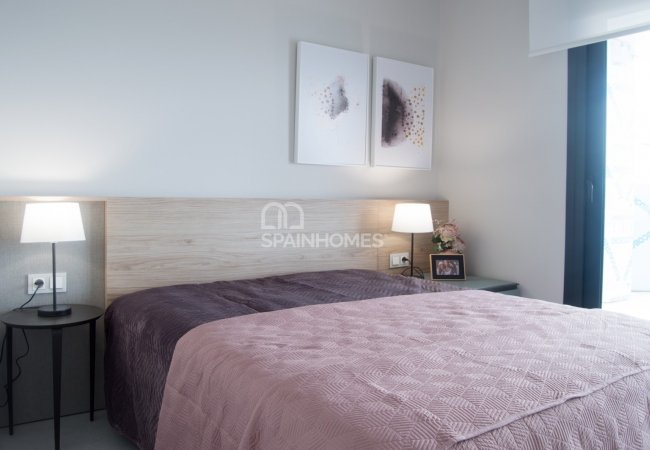 Alicante’de Ayrıcalıklı Konumda Denize Sıfır Lüks Daireler 17