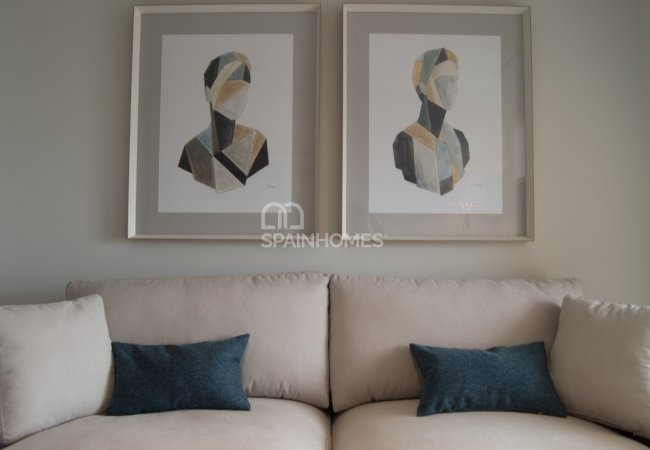 Alicante’de Ayrıcalıklı Konumda Denize Sıfır Lüks Daireler 7