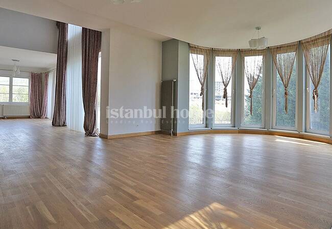 Uniquely Designed Beylikduzu Houses Next to the Marina 22