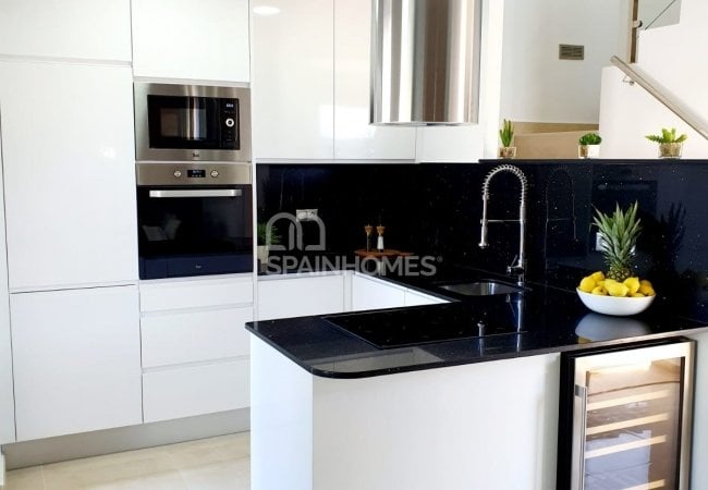 Eco-friendly 3 Bedroom Twin Villas in Quesada, Costa Blanca 8