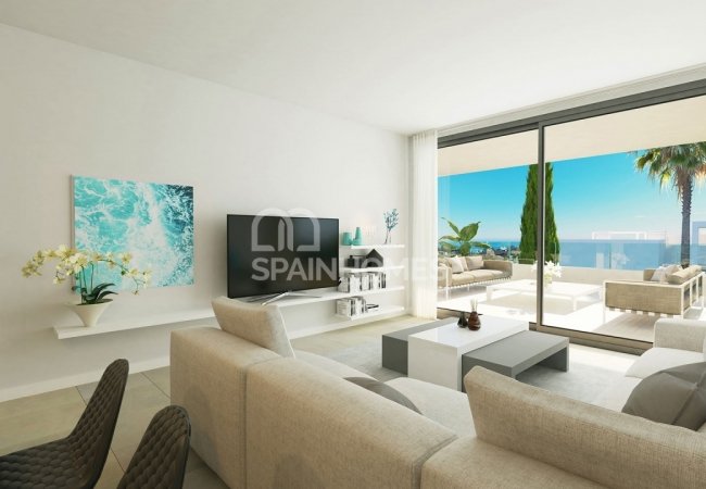 Estepona Málaga'da Havuzlu Bahçeye Sahip Modern Daireler 8