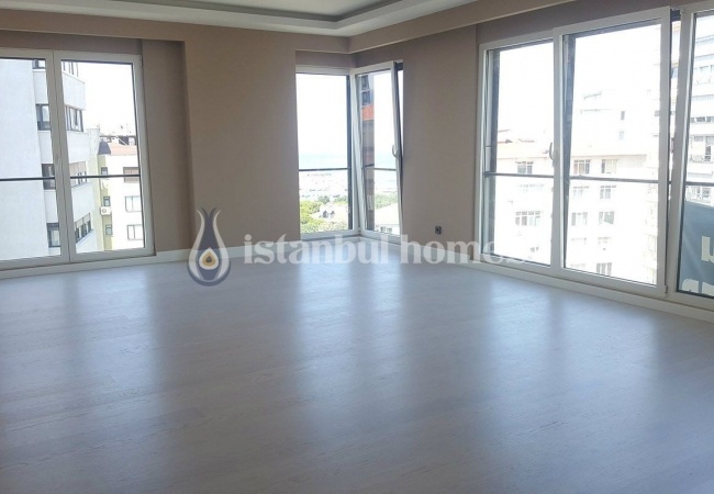 شقق دوبلكس 4+2 روف بإطلالة فريدة على المارينا في كاديكوي 6