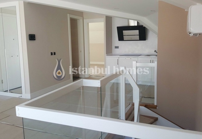 شقق دوبلكس 4+2 روف بإطلالة فريدة على المارينا في كاديكوي 9