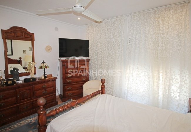 Private Country House Close to Amenities in Malaga