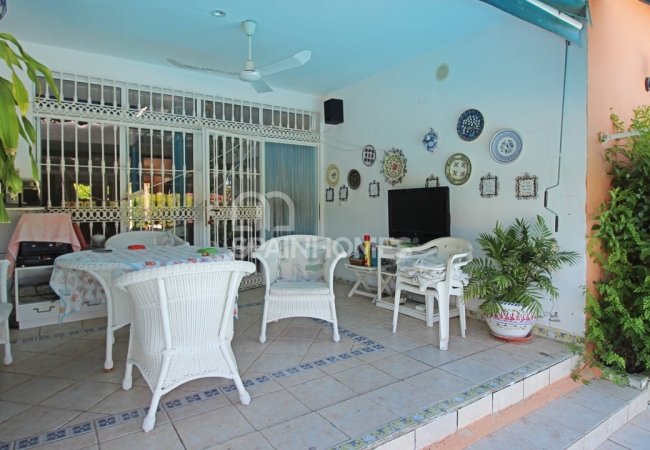 Private Country House Close to Amenities in Malaga