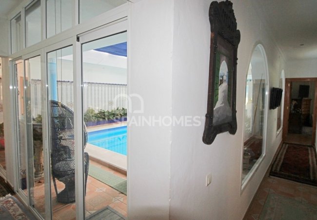 Private Country House Close to Amenities in Malaga