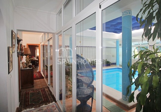Private Country House Close to Amenities in Malaga