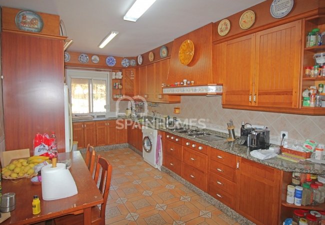 Private Country House Close to Amenities in Malaga