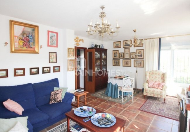Nature View House with Private Facilities in Alhaurin De La Torre