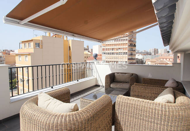 Unique Building Near the Important Points in Málaga 26