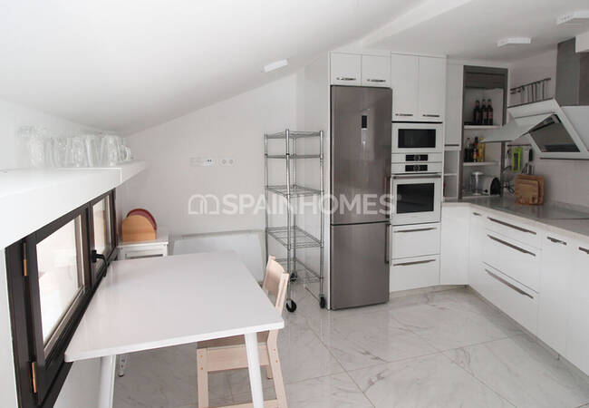 Unique Building Near the Important Points in Málaga 9