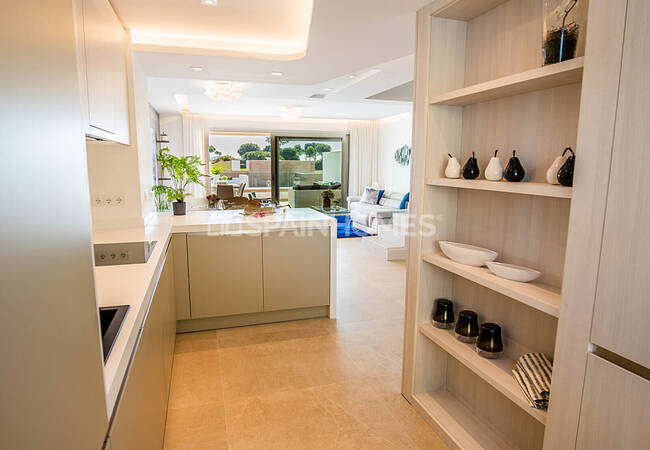 Mijas'ta Modern Tasarımlı Panoramik Manzaralı Daireler 26
