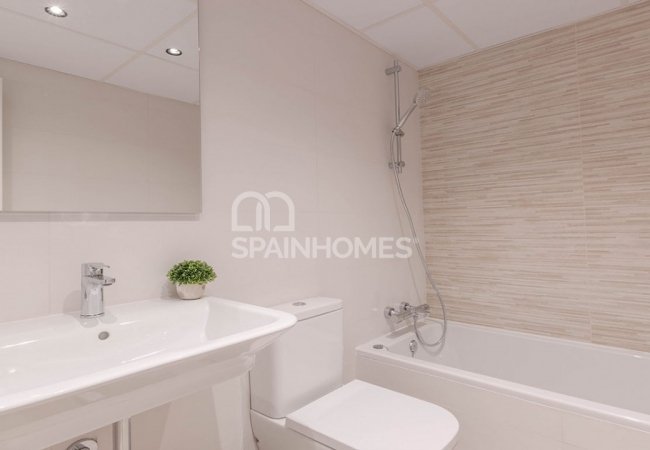 Málaga'nın Merkezinde Şehir ve Deniz Manzaralı Lüks Daireler 15