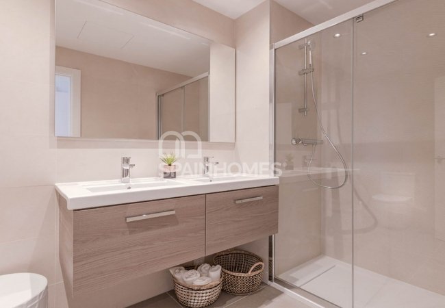 Málaga'nın Merkezinde Şehir ve Deniz Manzaralı Lüks Daireler 16