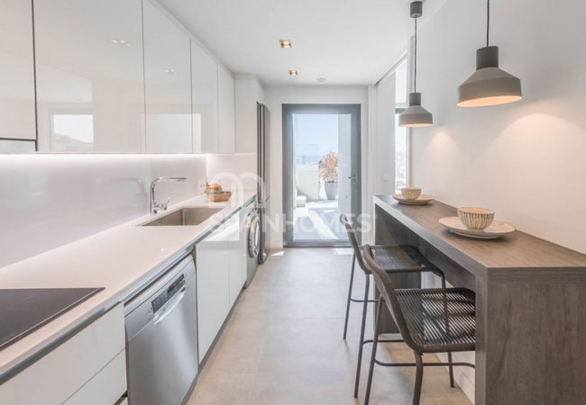 Málaga'nın Merkezinde Şehir ve Deniz Manzaralı Lüks Daireler 11