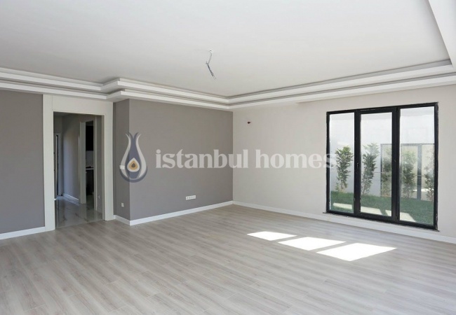 South-facing Houses 5 Min. to the Sea in Buyukcekmece 6