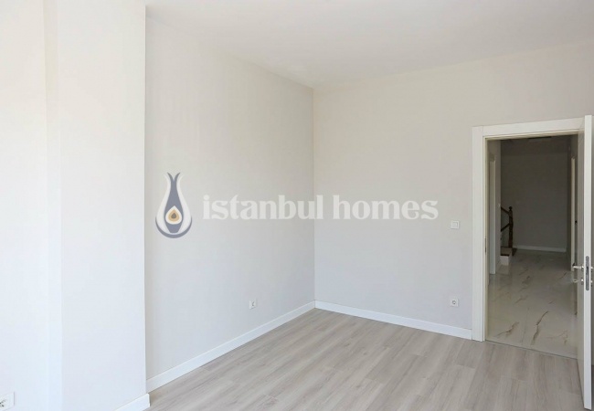 South-facing Houses 5 Min. to the Sea in Buyukcekmece 13