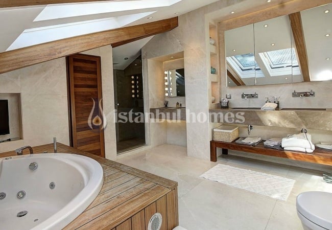 7+1 Bosphorus View Villas in Beykoz 150 M to the Sea 25