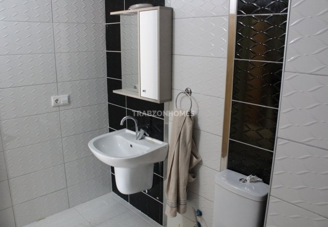 Spacious Cheap Flat in Trabzon Yomra Next to the Hospital