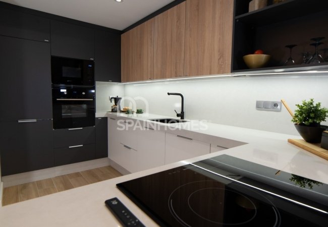 Contemporary Villas 30 Minutes From the Mediterranean Sea in Cox 23