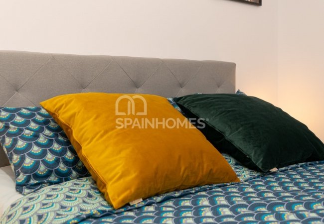 Contemporary Villas 30 Minutes From the Mediterranean Sea in Cox 28