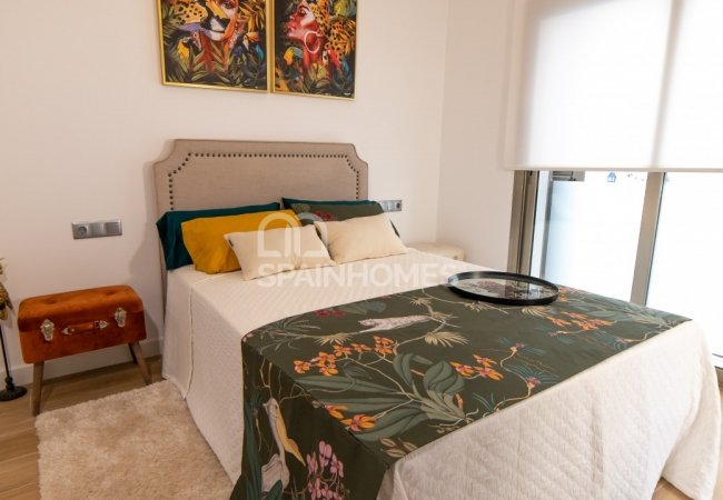 Contemporary Villas 30 Minutes From the Mediterranean Sea in Cox 9