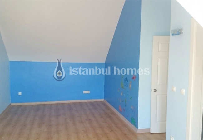 İstanbul'da Sahile Yakın Satılık Villalar 20