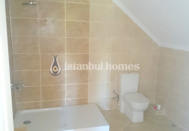 İstanbul'da Sahile Yakın Satılık Villalar 21