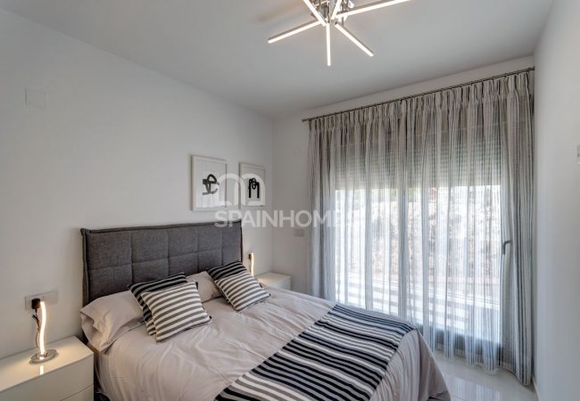 Chalets Nuevos Junto A Las Lagunas En Orihuela, Costa Blanca 19