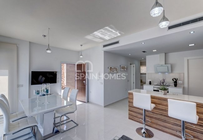 Chalets Nuevos Junto A Las Lagunas En Orihuela, Costa Blanca 9