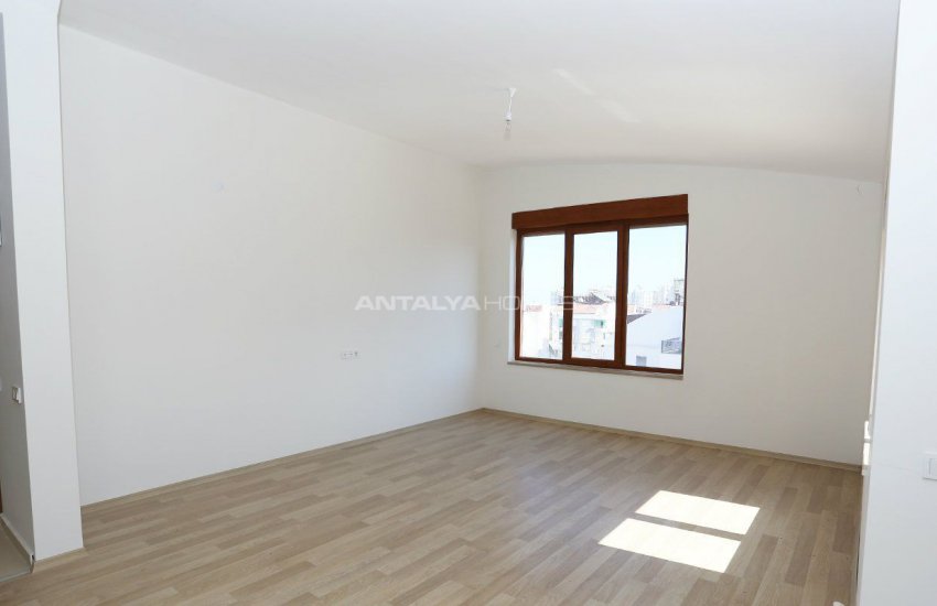 Duplex 4+1 Apartment with Terrace in Konyaalti Hurma 12