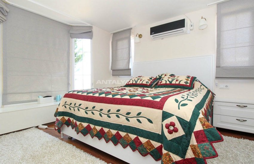 Panoramic Sea and Mountain View Farmhouse in Antalya 42