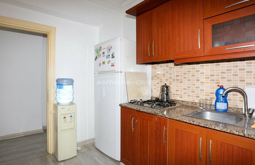 Centrally Located Office with Furniture in Muratpasa 17