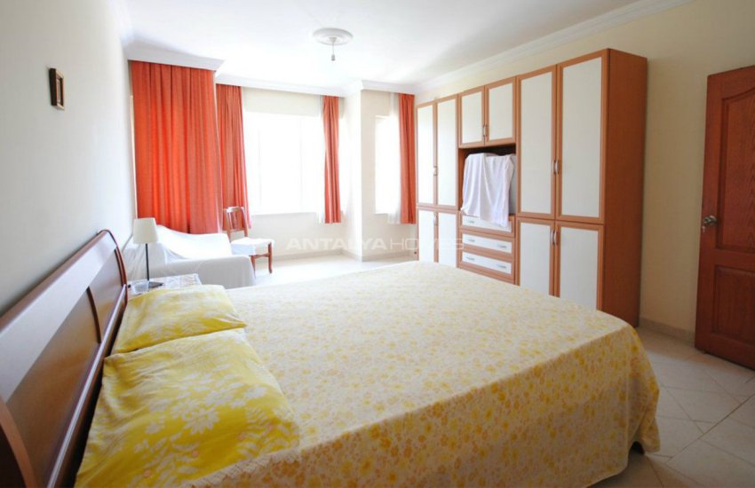 Semi-detached Villa Reflecting the Holiday Life in Camyuva 21