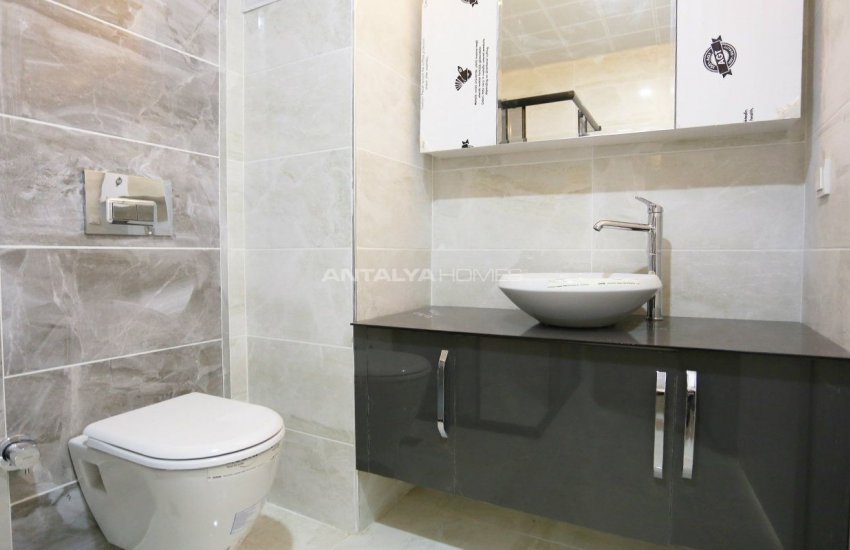 املاک و مستغلات مناسب سرمایه گذاری در 100 متری خیابان توریسم 21