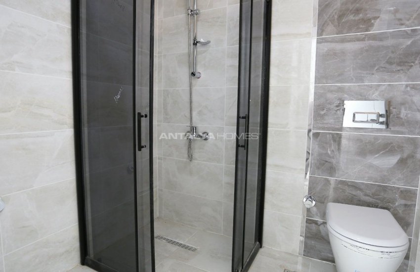 املاک و مستغلات مناسب سرمایه گذاری در 100 متری خیابان توریسم 20