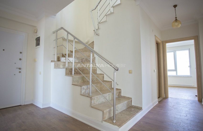 Spacious Duplex Flat with Natural Gas in Lara Antalya 28