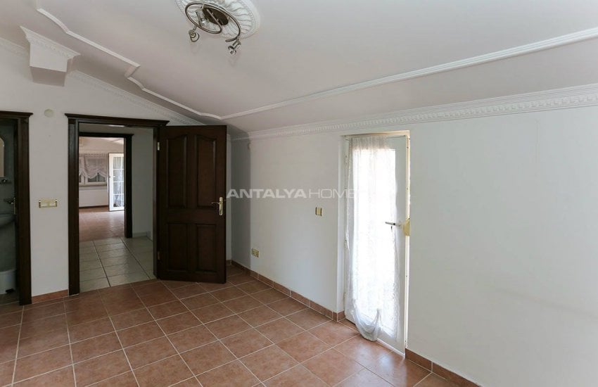 خانه ای مستقل زیبا با فاصله 450 متری تا ساحل در آنتالیا 31