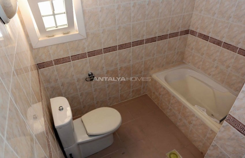 خانه ای مستقل زیبا با فاصله 450 متری تا ساحل در آنتالیا 36