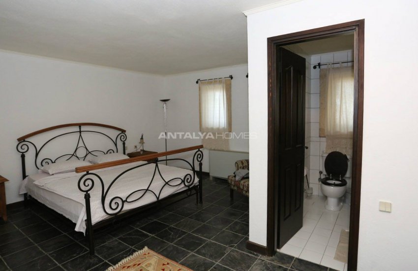 بيت الحجر الفريد مع مسبح في أنطاليا 33