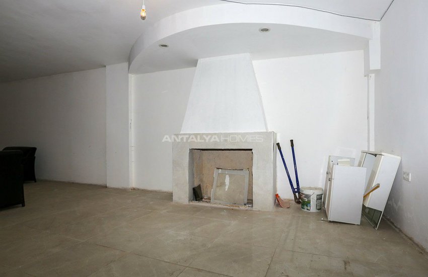 Central commercial Real Estate 1 Km to Kaleiçi in Antalya 27