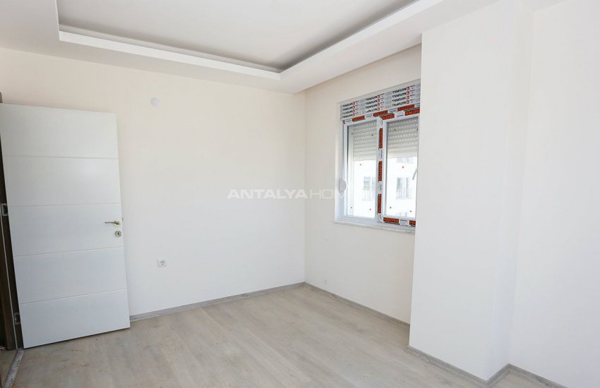 Well-located Comfortable 3+1 Apartments in Kepez Antalya 17