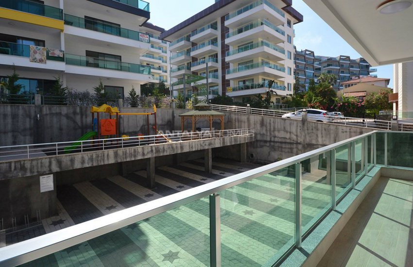 Seafront Apartments Close to All Facilities in Alanya 35